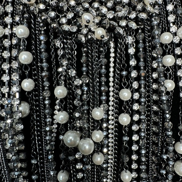 Crystal & Pearl - Picture 3 of 5